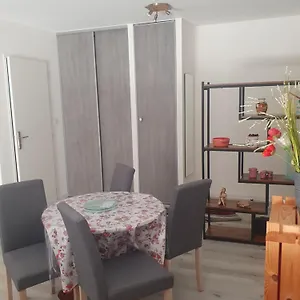 https://gite-amolinnes.hotels-rhonealpes.com
